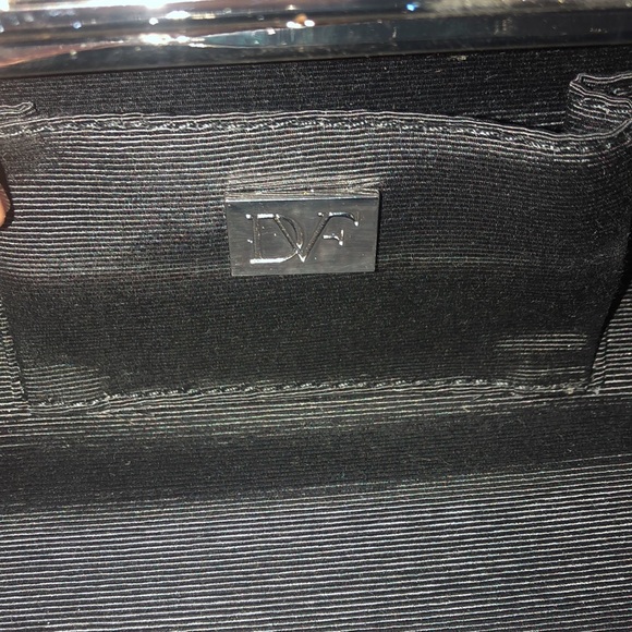 DVF clutch - Picture 3 of 4